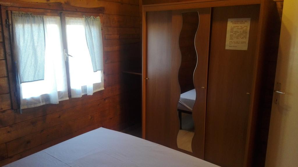アルベンガ Agriturismo Baita Marinaヴィラ エクステリア 写真
